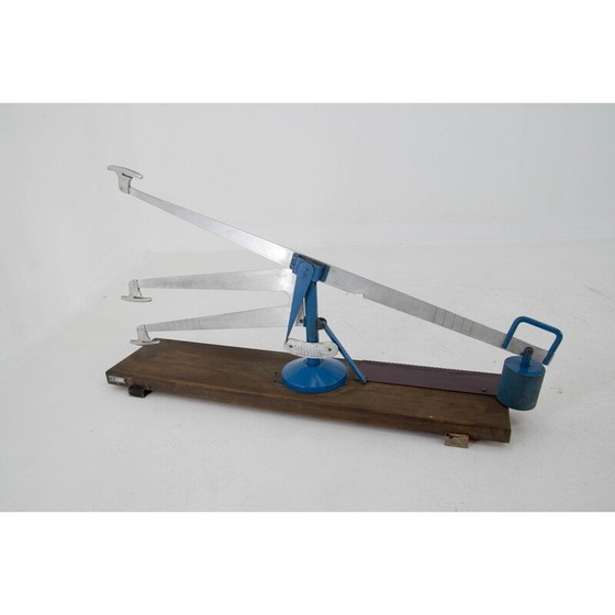 Image 1 of Vintage apparatuur voor het meten van de elasticiteit van panty's, jaren 1950