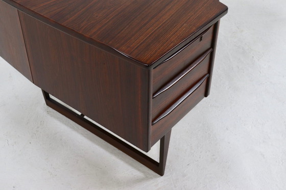 Image 1 of Vintage Peter Løvig Nielsen Voor Hedensted Møbelfabrik Denemarken Boemerang Bureau