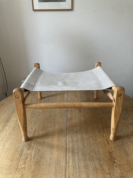 Image 1 of Kaare Klint Safari Chair En Hocker. Carl Hansen Kk47000