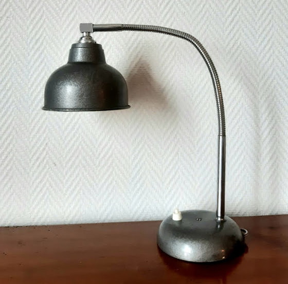 Image 1 of Grijze industriële bureaulamp