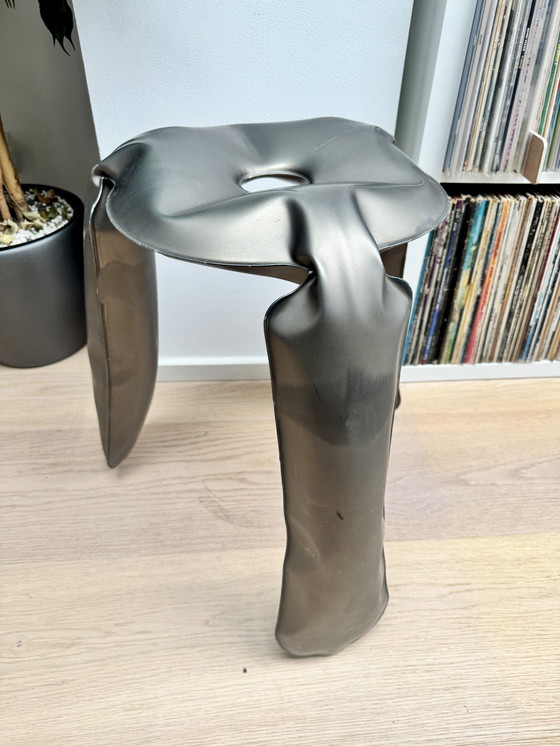 Image 1 of Oskar Zietas Studio Metalen Kruk - Standaard Plopp - 2000S Design Stoel Zilver Brons