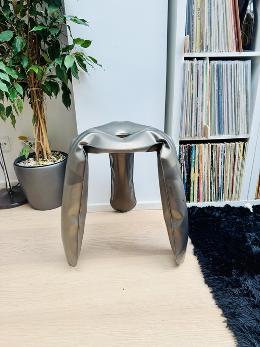 Oskar Zietas Studio Metalen Kruk - Standaard Plopp - 2000S Design Stoel Zilver Brons