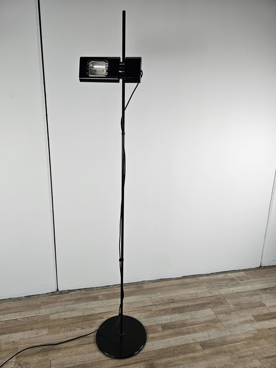 Image 1 of Aton vloerlamp ontworpen door Ernesto Gismondi in 1980 voor Artemide