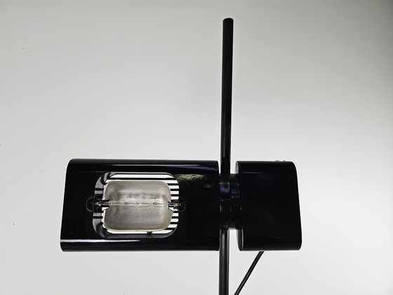 Image 1 of Aton vloerlamp ontworpen door Ernesto Gismondi in 1980 voor Artemide