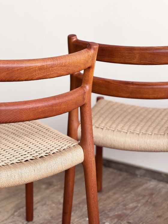 Image 1 of Mid Century Deense Model 84-stoelen in teak van Niels O. Møller voor J.L. Moller, 1950, set van 4