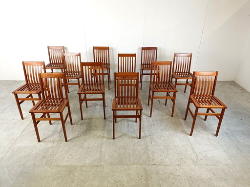 12x Molteni Milano stoelen van Aldo Rossi