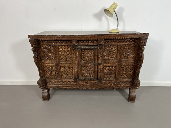 Image 1 of Vintage Antieke Damchya Kast Dressoir Uit India