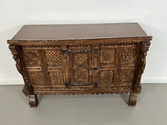 Image 1 of Vintage Antieke Damchya Kast Dressoir Uit India