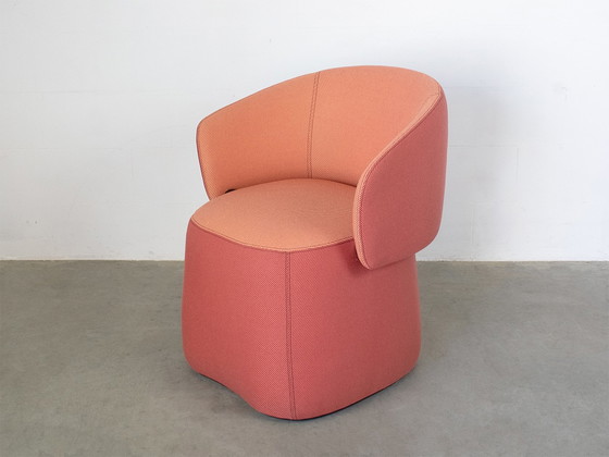 Image 1 of Haworth Fauteuil annex poef Chick Openest Design Patricia Urquiola