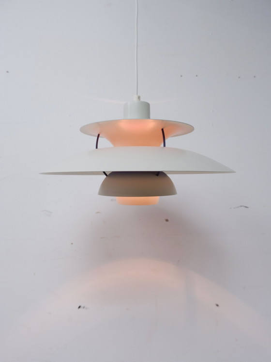 Image 1 of Louis Poulsen PH5 hanglamp