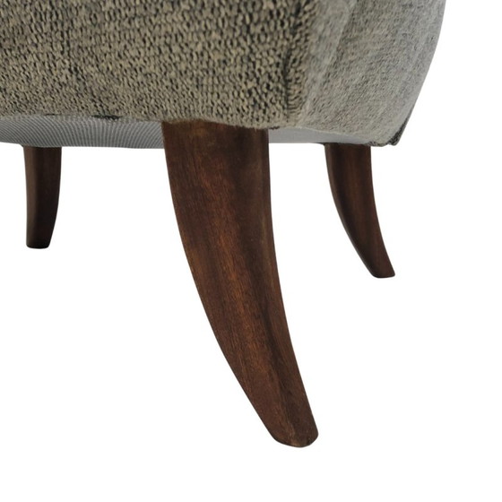 Image 1 of Vintage fauteuil met voetenbank in hout en bekleed met bouclé stof van Osvaldo Borsani, Italië 1950