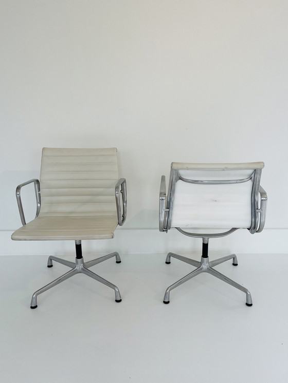 Image 1 of 2X Aluminium Chair Ea 108.