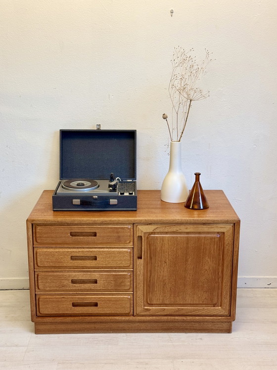 Image 1 of Vintage Midcentury Deens Ladenkastje Teak Jaren 60