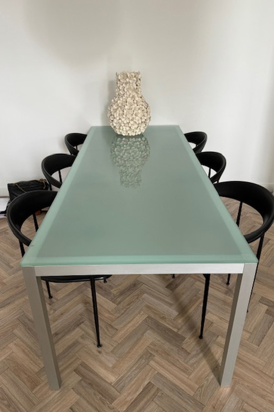 Image 1 of MDF Italia Lim tafel en 6x Fasem stoelen