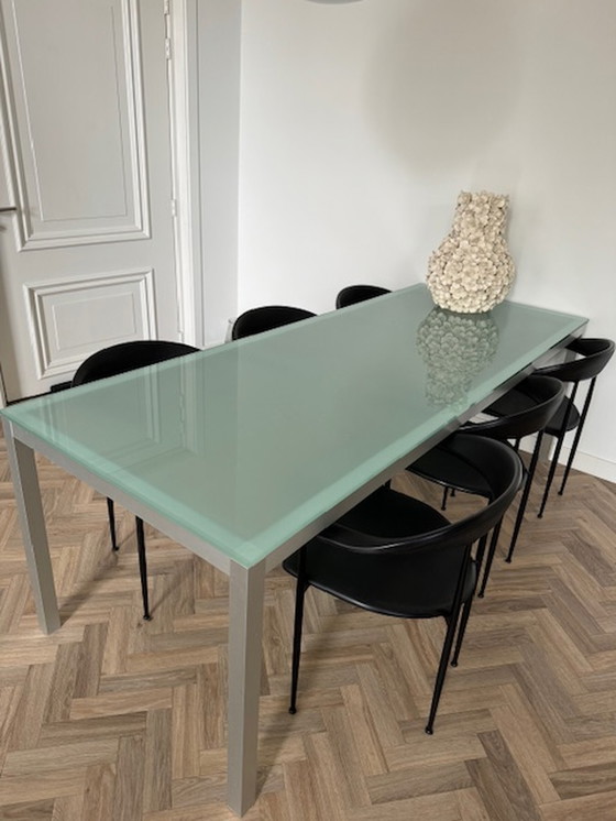 Image 1 of MDF Italia Lim tafel en 6x Fasem stoelen