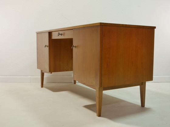 Image 1 of Vintage bureau, jaren 60, Duitsland