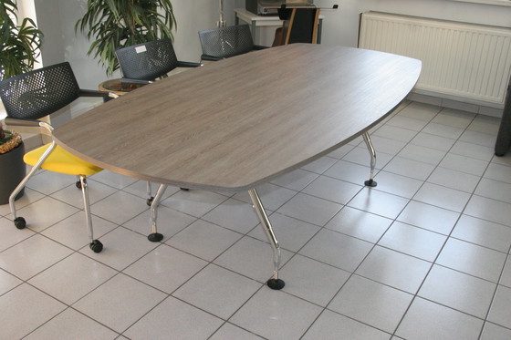 Image 1 of Refurbished vergadertafel Vitra Ad-Hoc