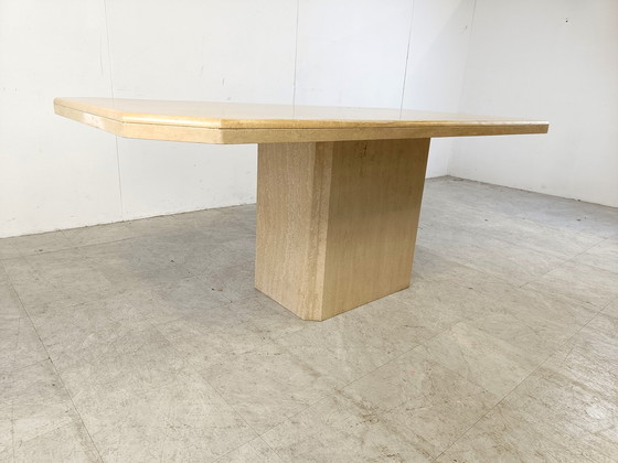 Image 1 of Vintage travertijn eettafel
