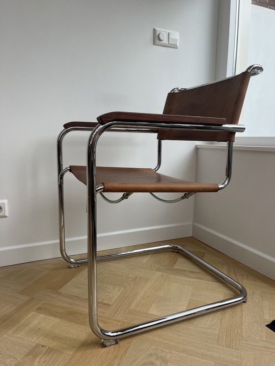 Image 1 of 4x Thonet S34 Armstoel by Mart Stam Chroom / Buffelleder / Geolied Walnoot