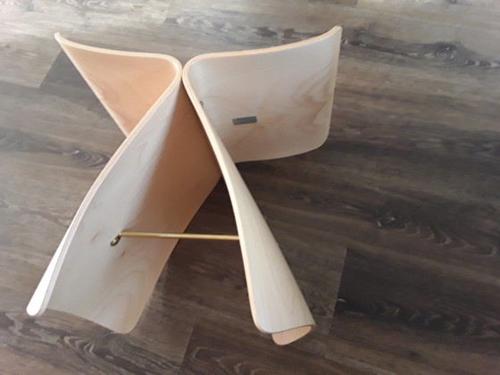 Image 1 of Vitra Butterfly kruk esdoorn