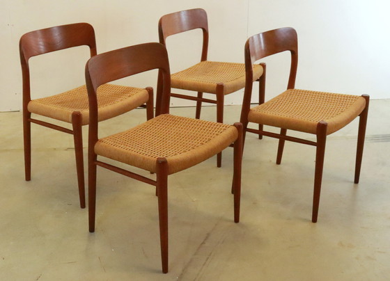 Image 1 of 4x Niels O Möller model 77 eetkamerstoelen