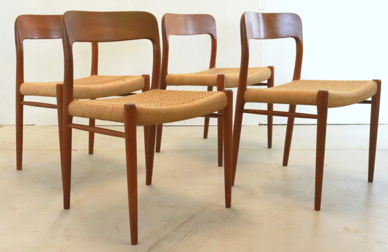 Image 1 of 4x Niels O Möller model 77 eetkamerstoelen