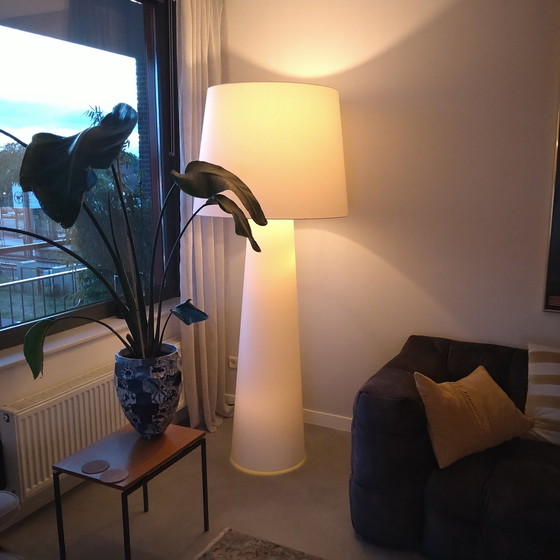 Image 1 of Moderne witte vloerlamp