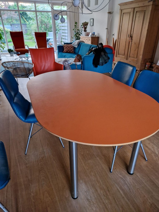 Image 1 of Vintage Ovale eettafel terracotta