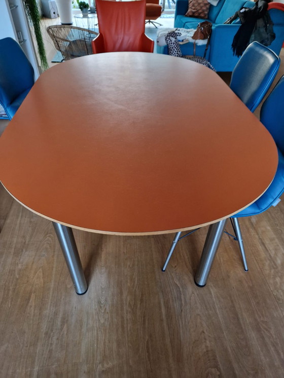 Image 1 of Vintage Ovale eettafel terracotta