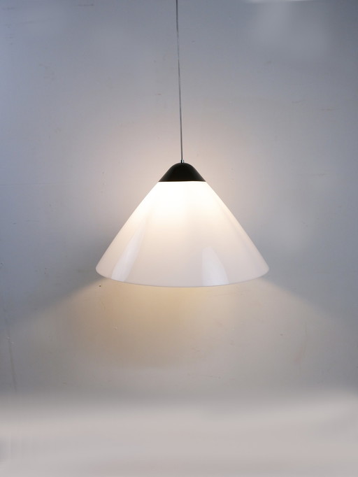 Opala hanglamp van Hans Wegner voor Louis Poulsen