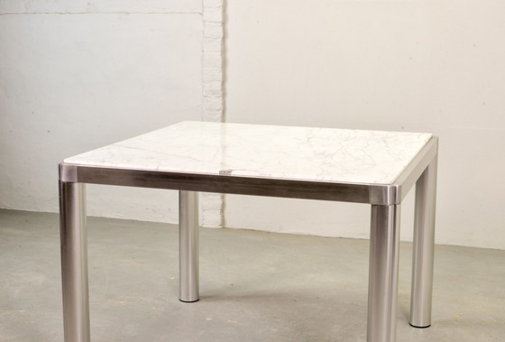 Image 1 of Kho Liang Ie voor Artifort eettafel van marmer en aluminium