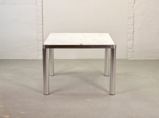 Kho Liang Ie voor Artifort eettafel van marmer en aluminium