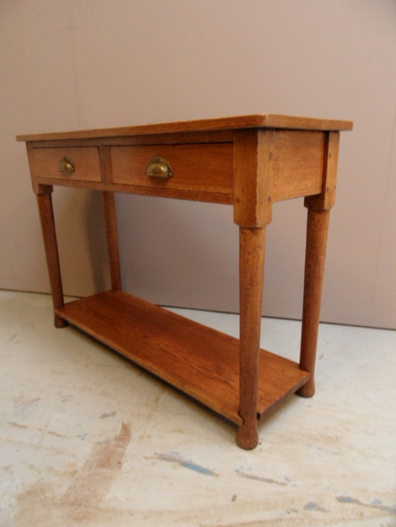 Image 1 of Antiek eiken sidetable