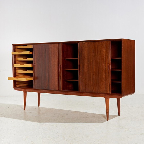 Image 1 of Vintage model 19 teakhouten dressoir van Gunni Omann voor Omann Jun Møbelfabrik, 1960
