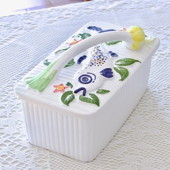 Image 1 of Grote 1960 Collectie Majolica Schramberger Terrine