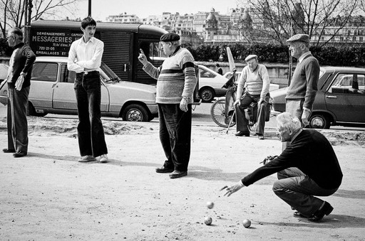 Precision throw - Jeu de boules along the Seine - Paris 1976