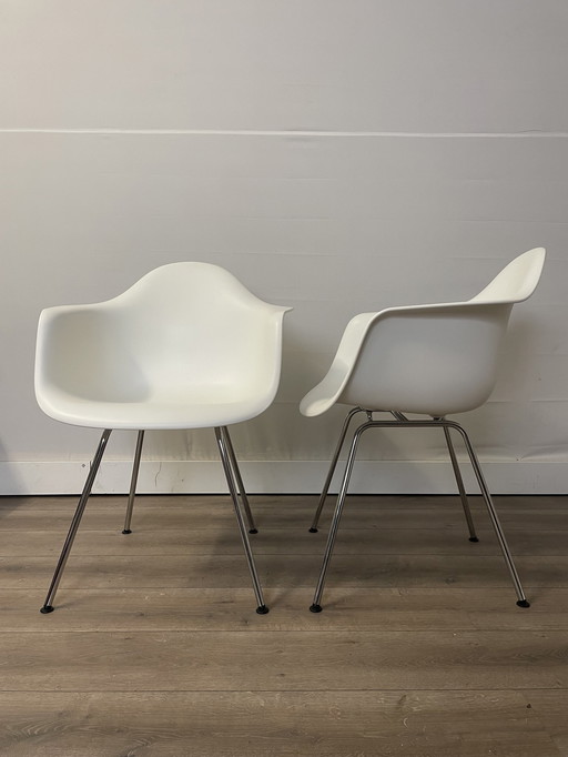 Vitra Eames Dax