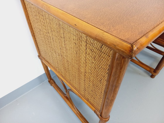 Image 1 of Vintage rotan, gevlochten rotan en houten bureau stijl Maugrion voor Roche-Bobois uit de jaren 70