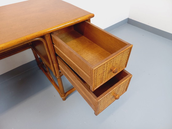 Image 1 of Vintage rotan, gevlochten rotan en houten bureau stijl Maugrion voor Roche-Bobois uit de jaren 70