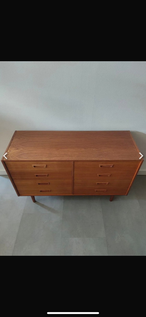 Image 1 of Vintage Deens Dressoir Met 8(!) Lades In Teak