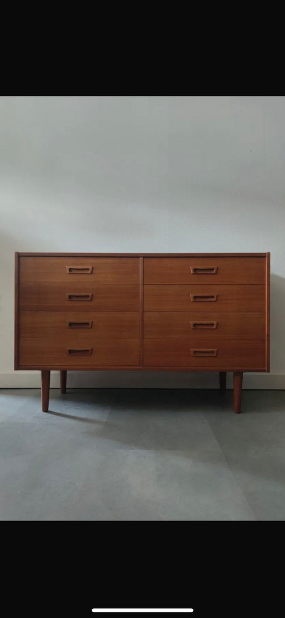 Image 1 of Vintage Deens Dressoir Met 8(!) Lades In Teak