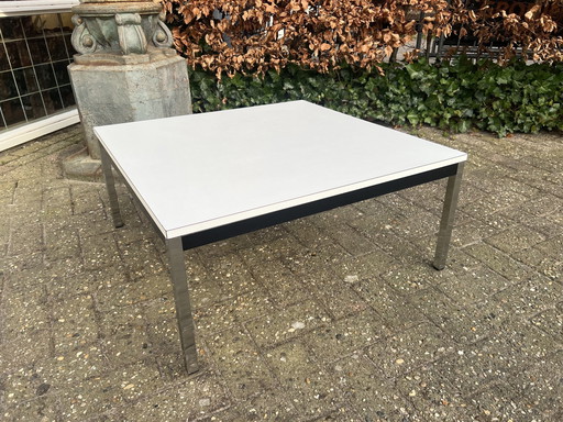 Martin Visser Salontafel, Spectrum 