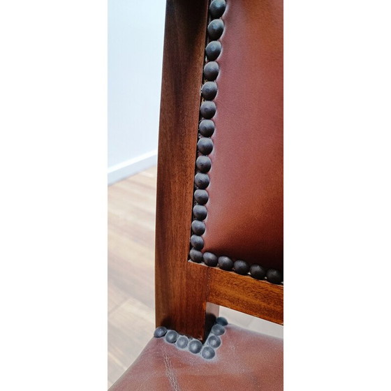 Image 1 of Vintage fauteuil in houtsnijwerk en bruin leer