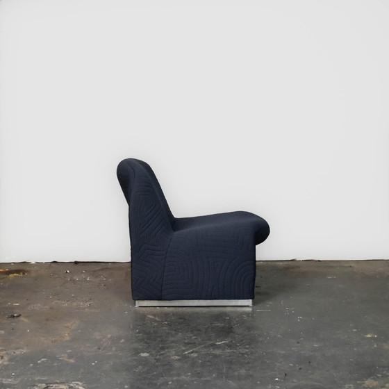 Image 1 of Artifort Alky chair