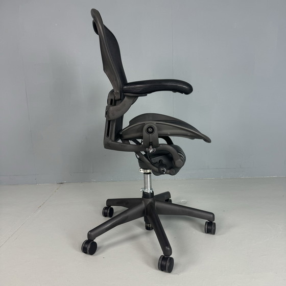 Image 1 of Herman Miller Aeron Stoel - Opknapper