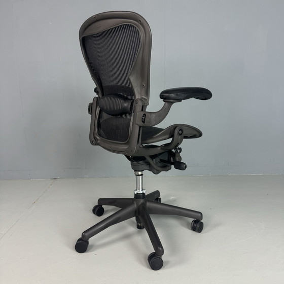 Image 1 of Herman Miller Aeron Stoel - Opknapper