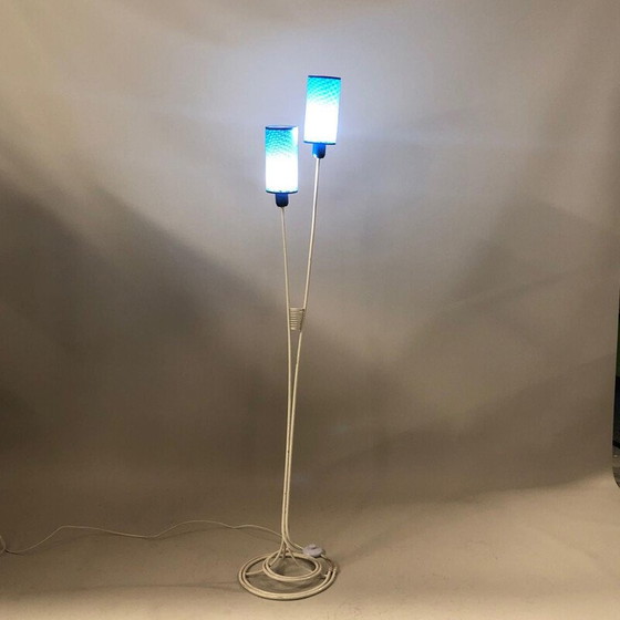 Image 1 of Vintage witte vloerlamp met blauwe kap, 1960