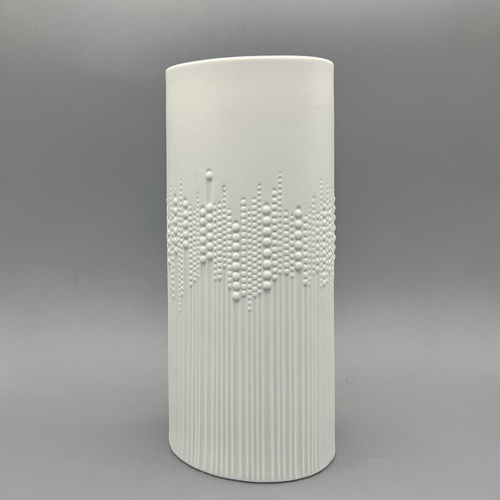 Image 1 of Ovale cilindrische porseleinen vaas van Tapio Wirkkala voor Rosenthal Studio-Linie