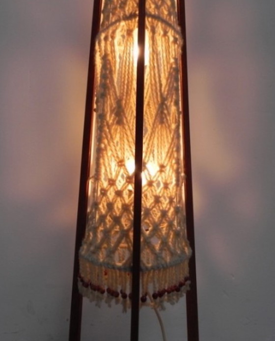 Image 1 of Staande vintage macramé lamp