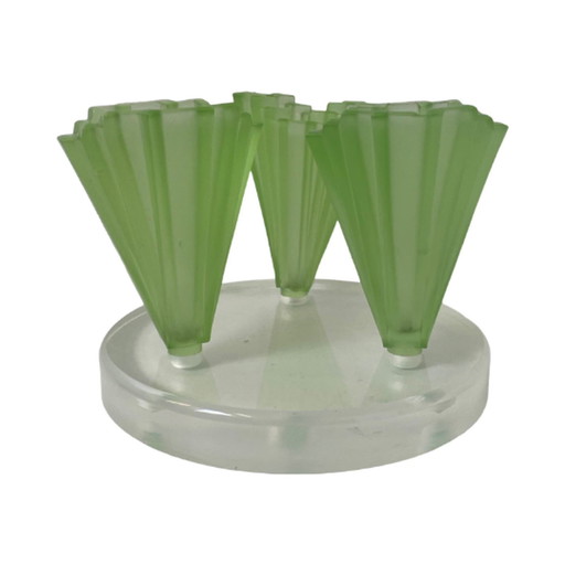 Art deco - Bagley Green - Uranium Glas - Set van drie 'Grantham' vazen gemonteerd op transparante voet